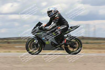 media/Apr-26-2024-TrackDaz (Fri) [[c4b677d280]]/C Group/140pm (Wheelie Bump)/